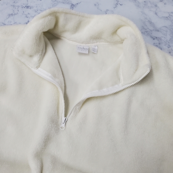 NY&C Plush White Sweatshirt - Picture 7 of 10